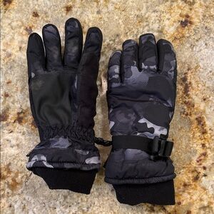 Camouflage Winter ski Gloves for kids